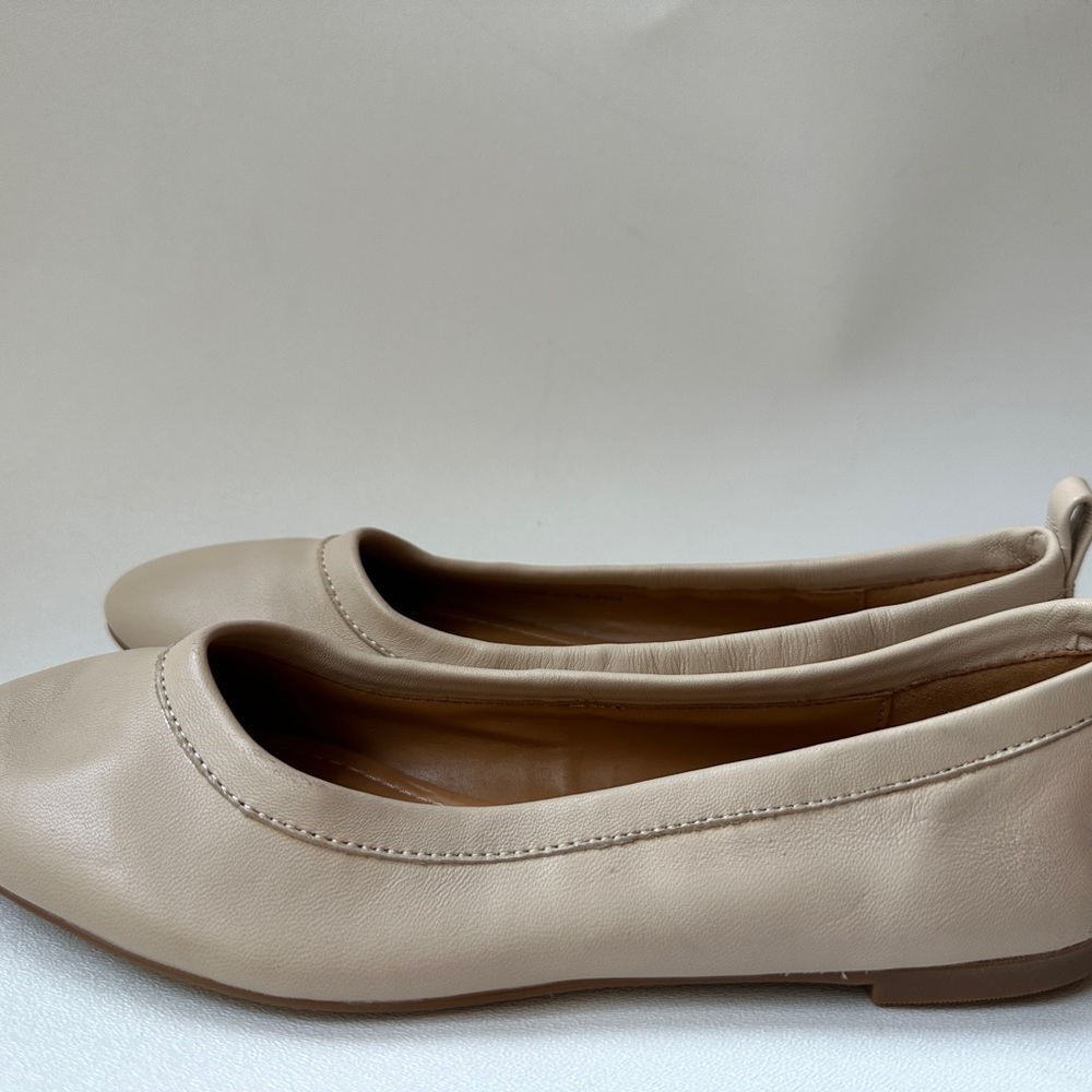 J. Crew Cream Minimalist Flats Shoes Size 9